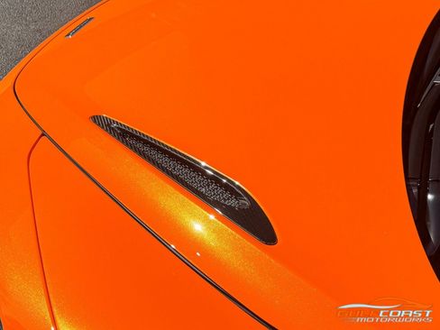 Used 2022 McLaren 720S Spider image 5