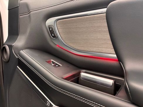 New 2025 Ford Expedition Max Platinum w/ Driver's Package image 27