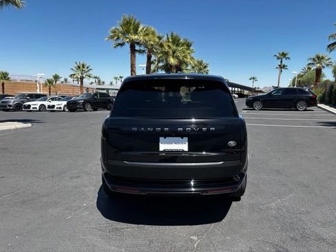 Used 2023 Land Rover Range Rover SE AWD/4WD image 6