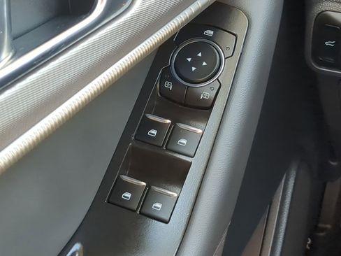 Certified 2025 Ford Explorer Active w/ Active Comfort Package image 22