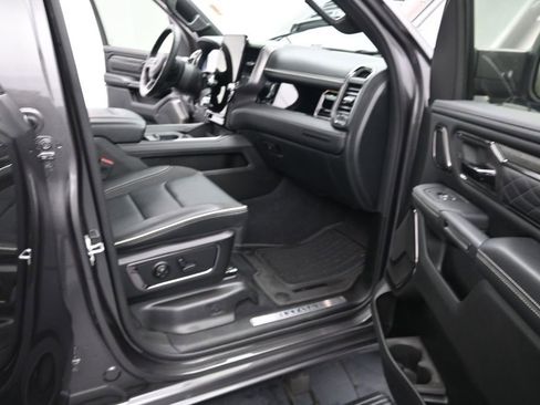 Used 2026 RAM 1500 Limited AWD/4WD image 12