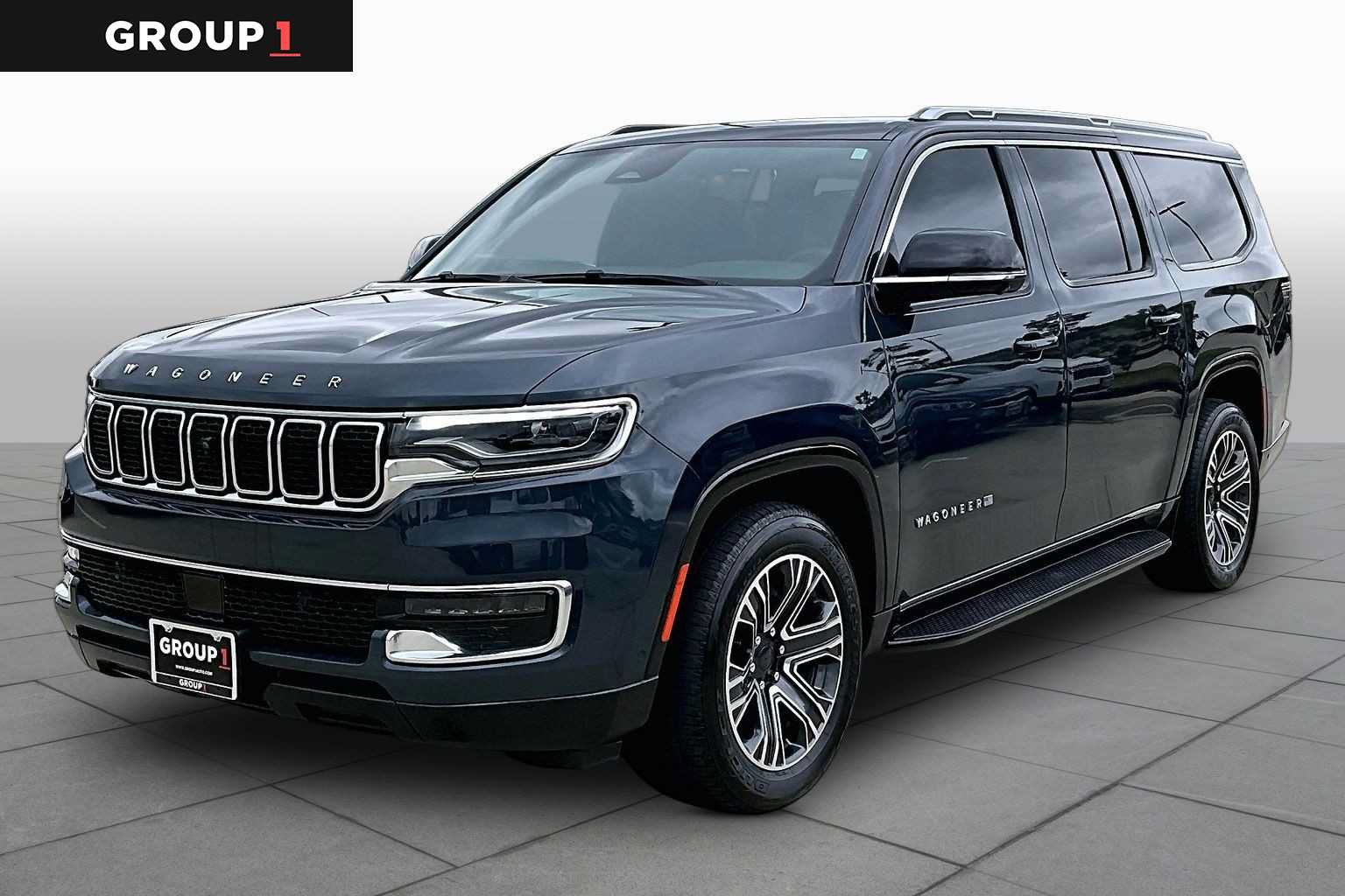 Used 2024 Jeep Wagoneer L 2WD w/ Premium Group I image 1