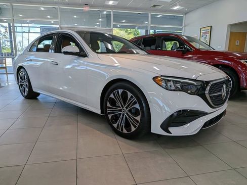 New 2026 Mercedes-Benz E 350 Sedan image 3