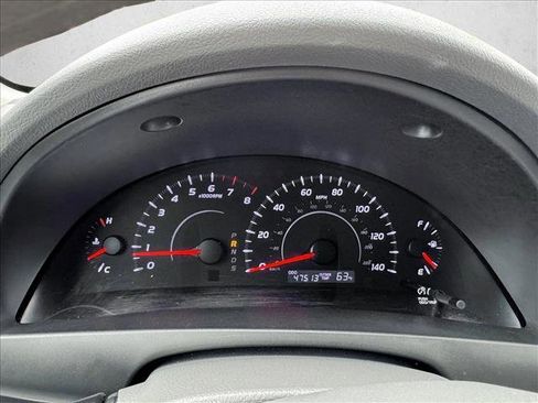 Used 2011 Toyota Camry LE FWD image 12