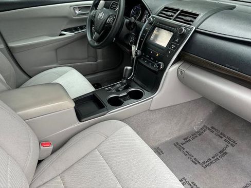 Certified 2017 Toyota Camry LE image 16