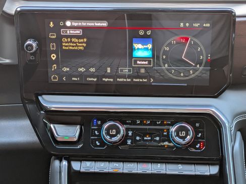 Used 2026 GMC Sierra 2500 Denali Ultimate w/ Max Trailering Package AWD/4WD image 19
