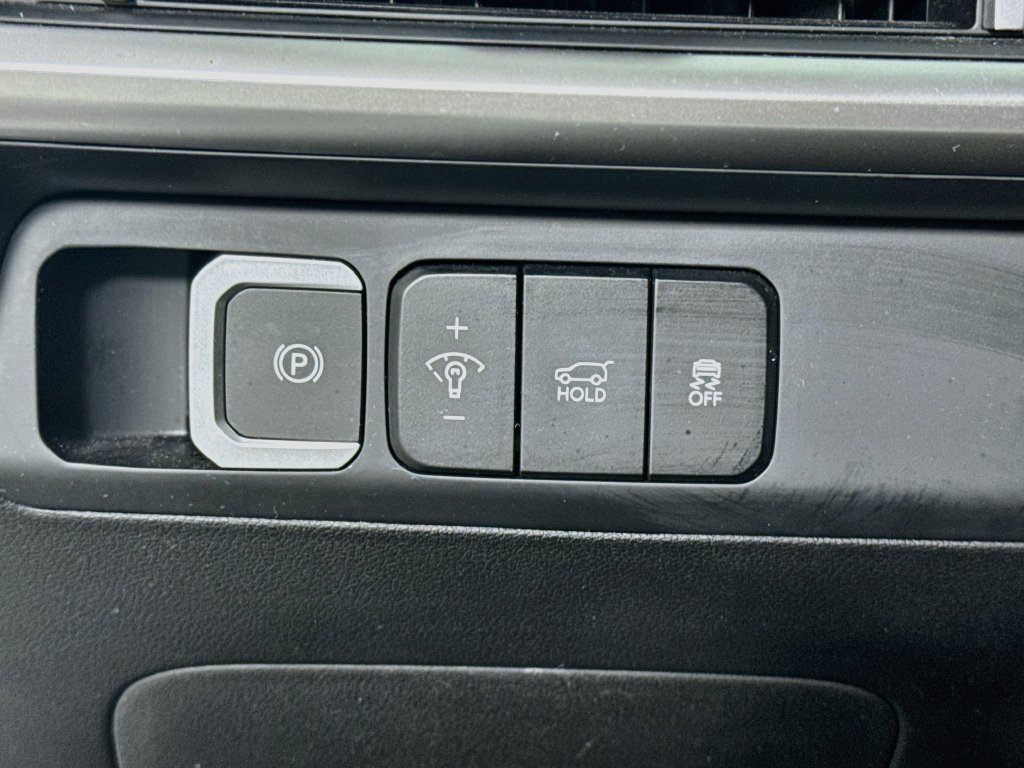 Used 2024 Hyundai Santa Fe SEL FWD image 10