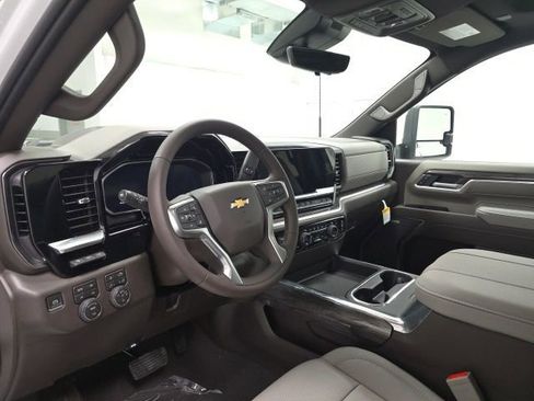 New 2026 Chevrolet Silverado 2500 LTZ w/ LTZ Premium Package image 9
