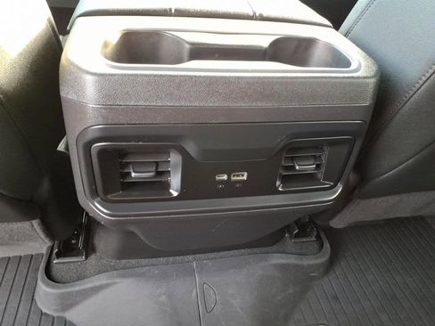 Used 2024 Chevrolet Silverado 1500 LT Trail Boss w/ Convenience Package II image 9