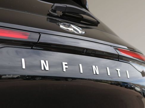 Certified 2025 INFINITI QX60 Pure AWD/4WD image 35