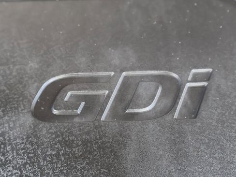 Used 2018 Hyundai Santa Fe Sport image 13