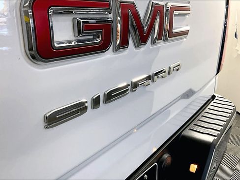 Certified 2024 GMC Sierra 2500 Pro w/ Convenience Package image 22