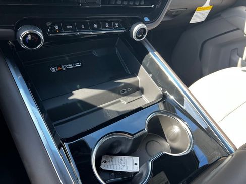 New 2026 Chevrolet Tahoe LT image 36