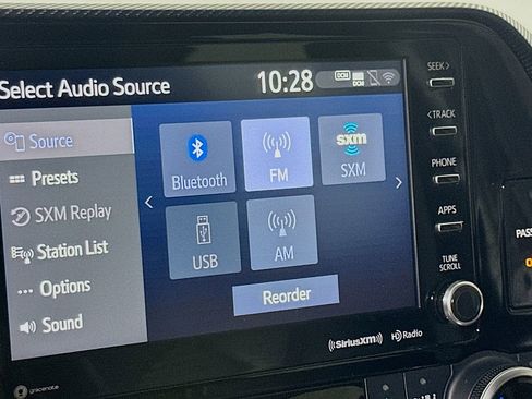 Used 2021 Toyota Highlander XSE FWD image 28