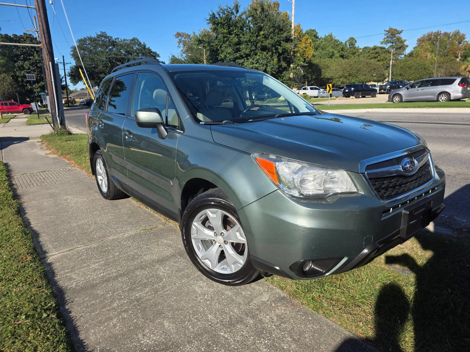 Used 2014 Subaru Forester 2.5i Limited AWD/4WD image 4