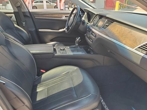 Used 2015 Hyundai Genesis 3.8 w/ Option Group 04 image 38