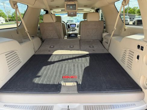 Used 2017 GMC Yukon XL Denali w/ Open Road Package image 47