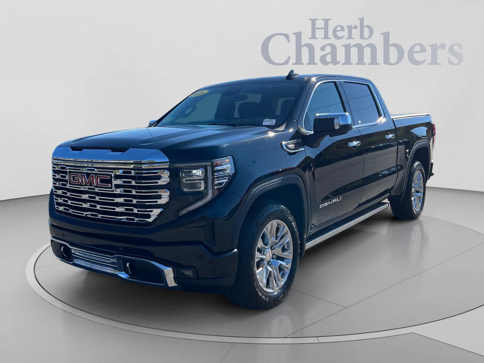 Used 2026 GMC Sierra 1500 Denali AWD/4WD image 4