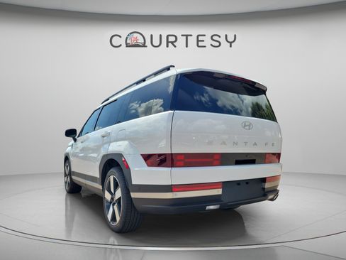 Certified 2026 Hyundai Santa Fe Limited FWD image 2