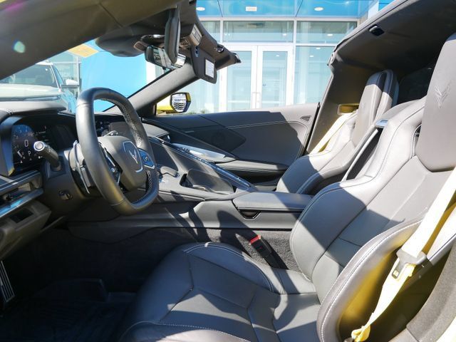 Used 2024 Chevrolet Corvette Stingray Coupe RWD image 7