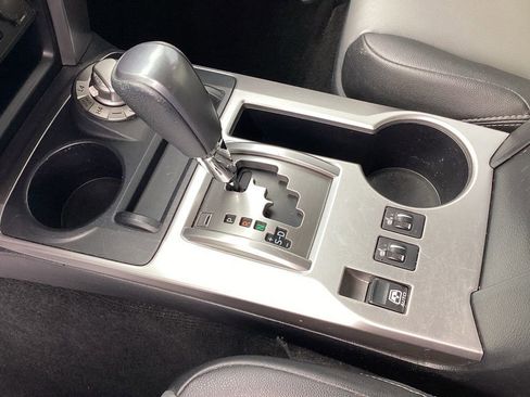 Used 2019 Toyota 4Runner SR5 Premium image 34