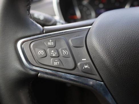 Used 2024 Chevrolet Equinox LT AWD/4WD image 45