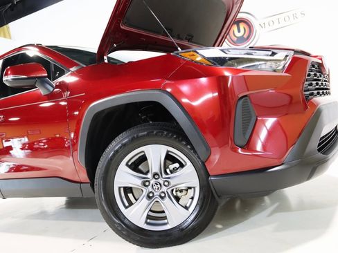 Used 2022 Toyota RAV4 XLE image 68