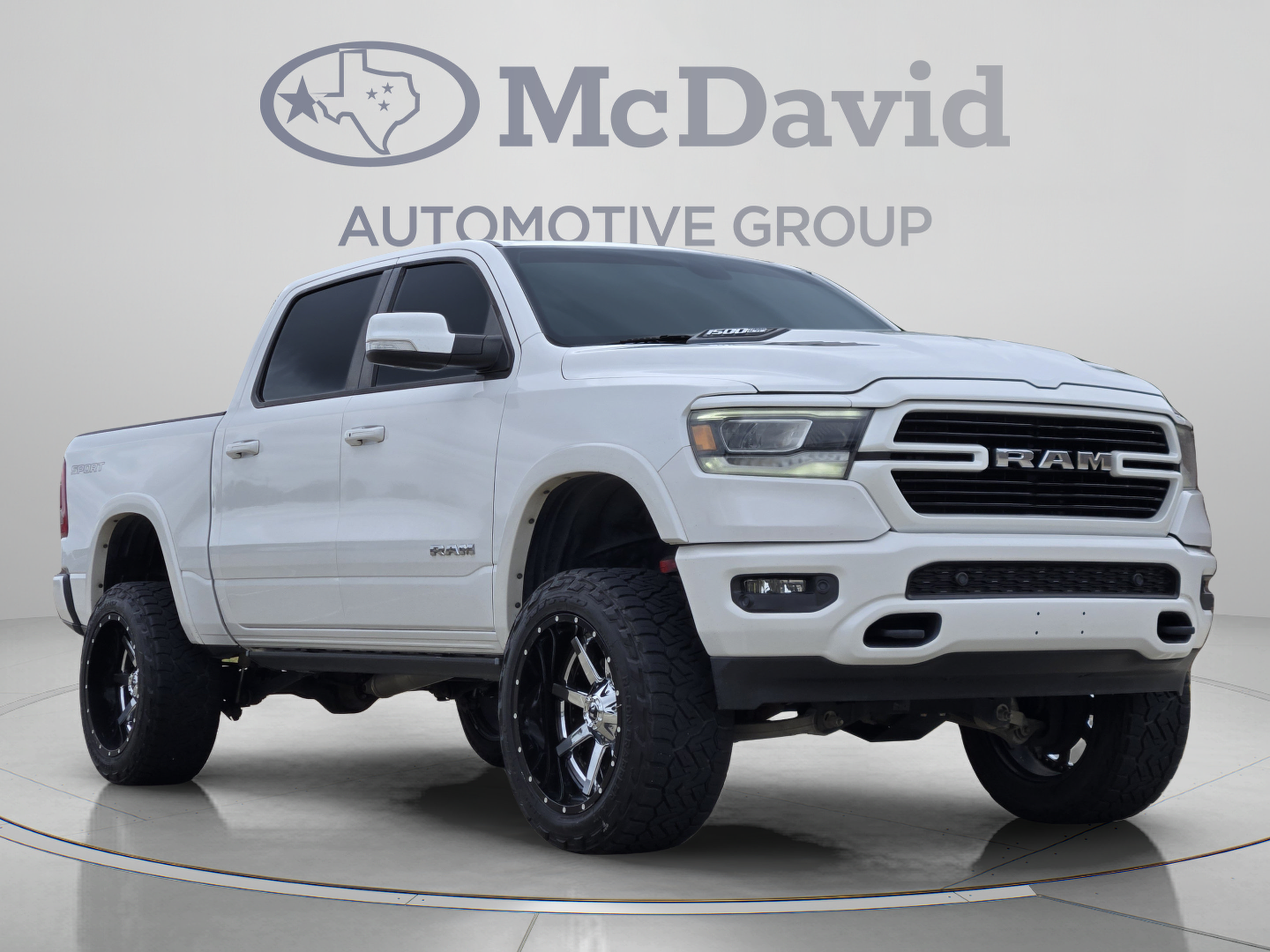 Used 2020 RAM 1500 Laramie w/ Sport Appearance Package AWD/4WD image 7