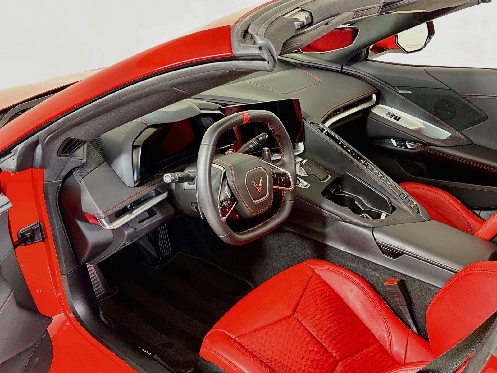 Used 2025 Chevrolet Corvette Stingray Coupe w/ 1LT RWD image 12