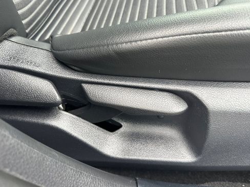 Used 2023 Toyota Camry SE w/ Convenience Package image 22