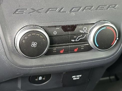 Certified 2025 Ford Explorer ST-Line w/ Premium Package RWD image 12