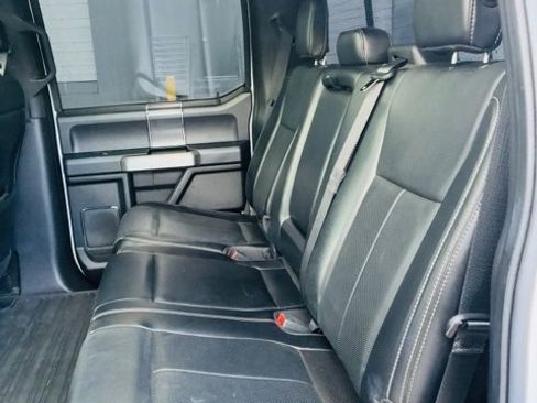 Used 2018 Ford F150 Lariat w/ Equipment Group 502A Luxury image 13