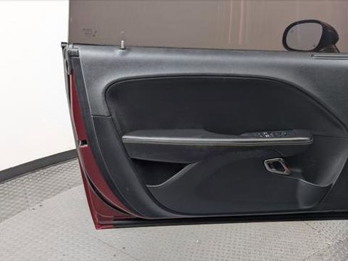 Used 2018 Dodge Challenger SRT Hellcat image 14