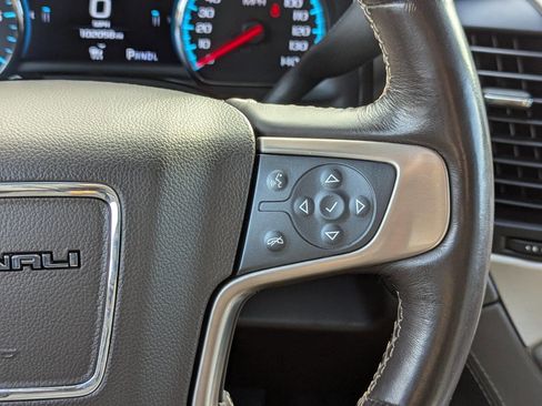 Used 2019 GMC Yukon Denali w/ Denali Ultimate Package image 27