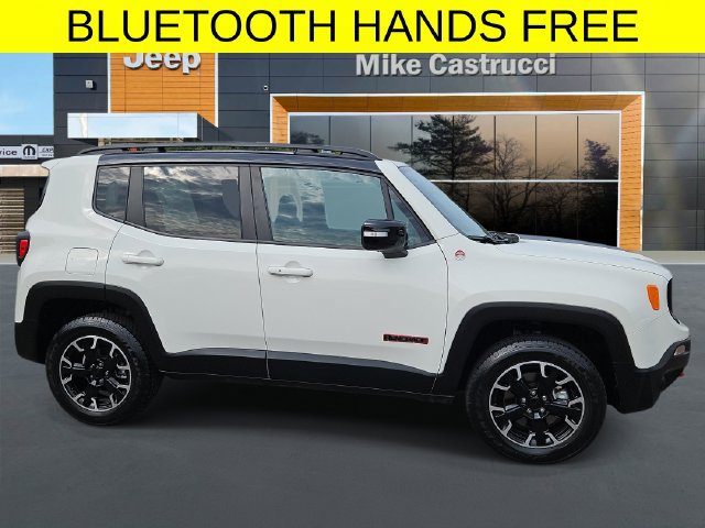 Certified 2023 Jeep Renegade Trailhawk w/ Trailhawk Elite Group AWD/4WD image 3