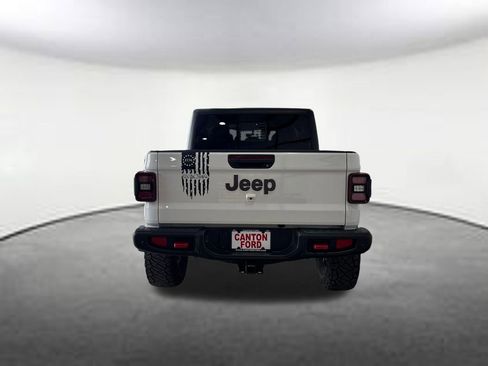 Used 2023 Jeep Gladiator Rubicon w/ Cold Weather Group image 4