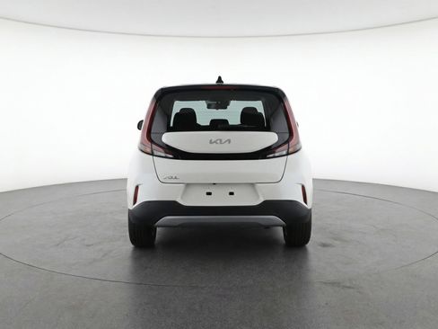 Used 2025 Kia Soul LX w/ LX Technology Package image 7