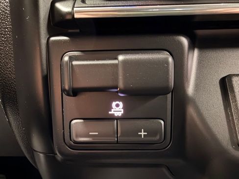 Used 2020 GMC Sierra 2500 SLE image 40