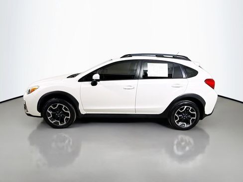 Used 2016 Subaru Crosstrek 2.0i Premium w/ Moonroof Package image 4