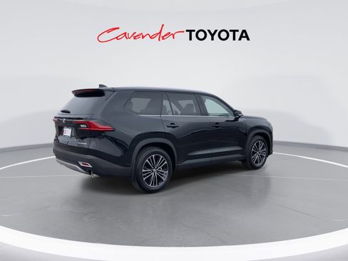 Certified 2026 Toyota Grand Highlander MAX Platinum image 8