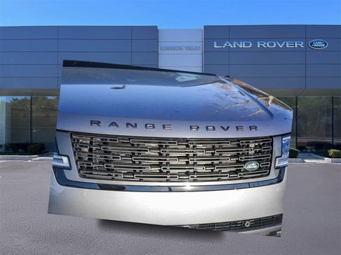 New 2026 Land Rover Range Rover SE image 5