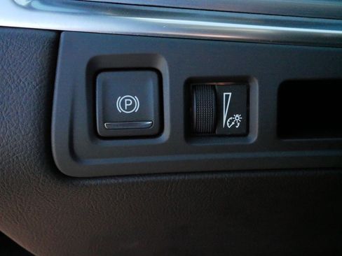 Certified 2024 Cadillac XT5 Luxury image 26