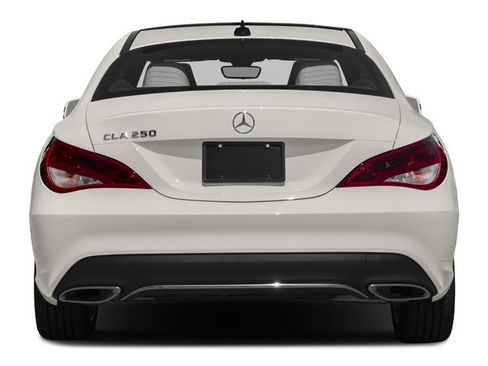 Used 2018 Mercedes-Benz CLA 250 4MATIC image 5