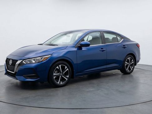 Used 2025 Nissan Sentra SV FWD image 3