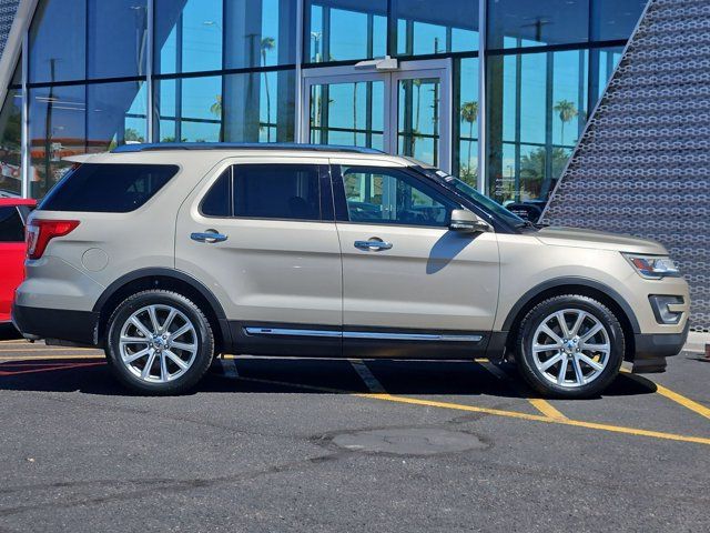 Used 2017 Ford Explorer Limited FWD image 4