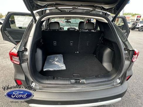 New 2025 Ford Escape SE FWD image 15