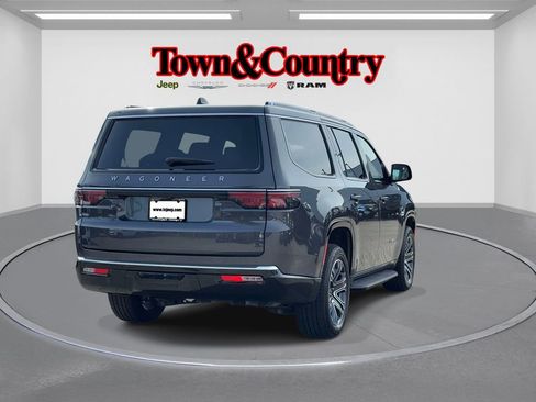 Certified 2025 Jeep Wagoneer 4WD image 5