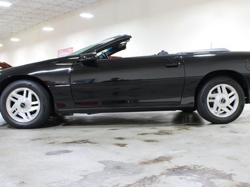 Used 1995 Chevrolet Camaro Z28 RWD image 4