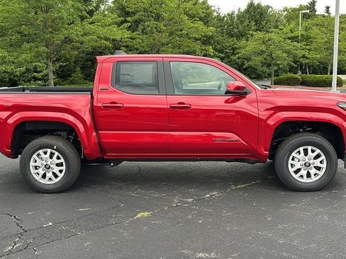 New 2026 Toyota Tacoma SR5 AWD/4WD image 29