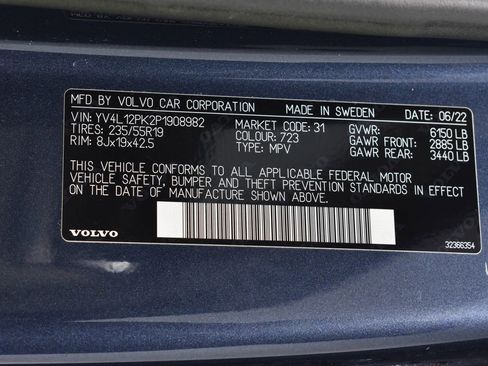 Used 2023 Volvo XC90 B5 Core image 40